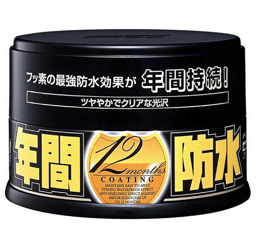 Phủ Wax bảo vệ sơn và đánh bóng bề mặt sơn xe 12 tháng Soft99 - Fusso Coat 12 Months Wax Dark Color